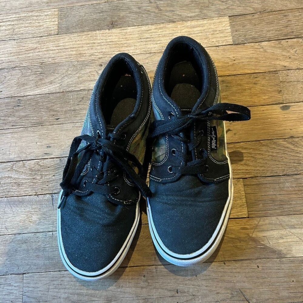 Maui & Sons men’s tie up shoes casual size 9